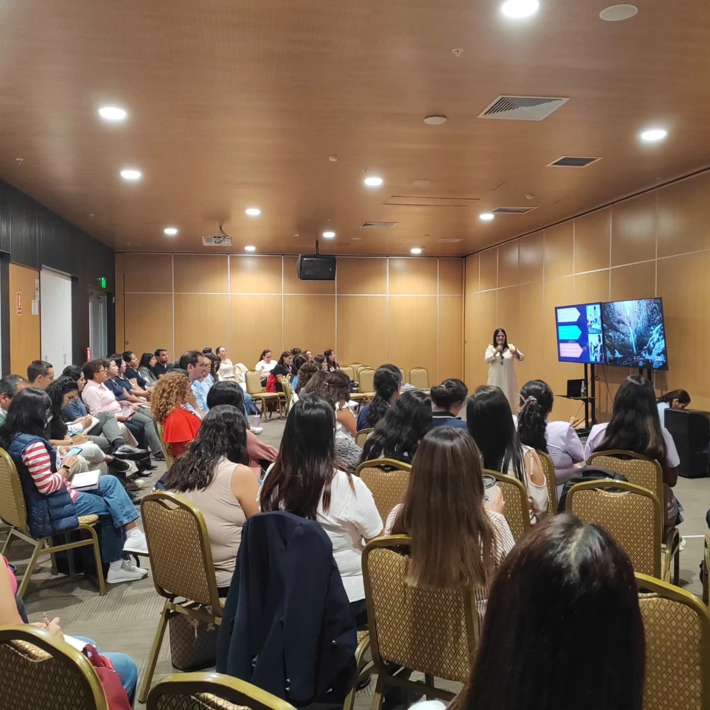 Keiko en evento profesional